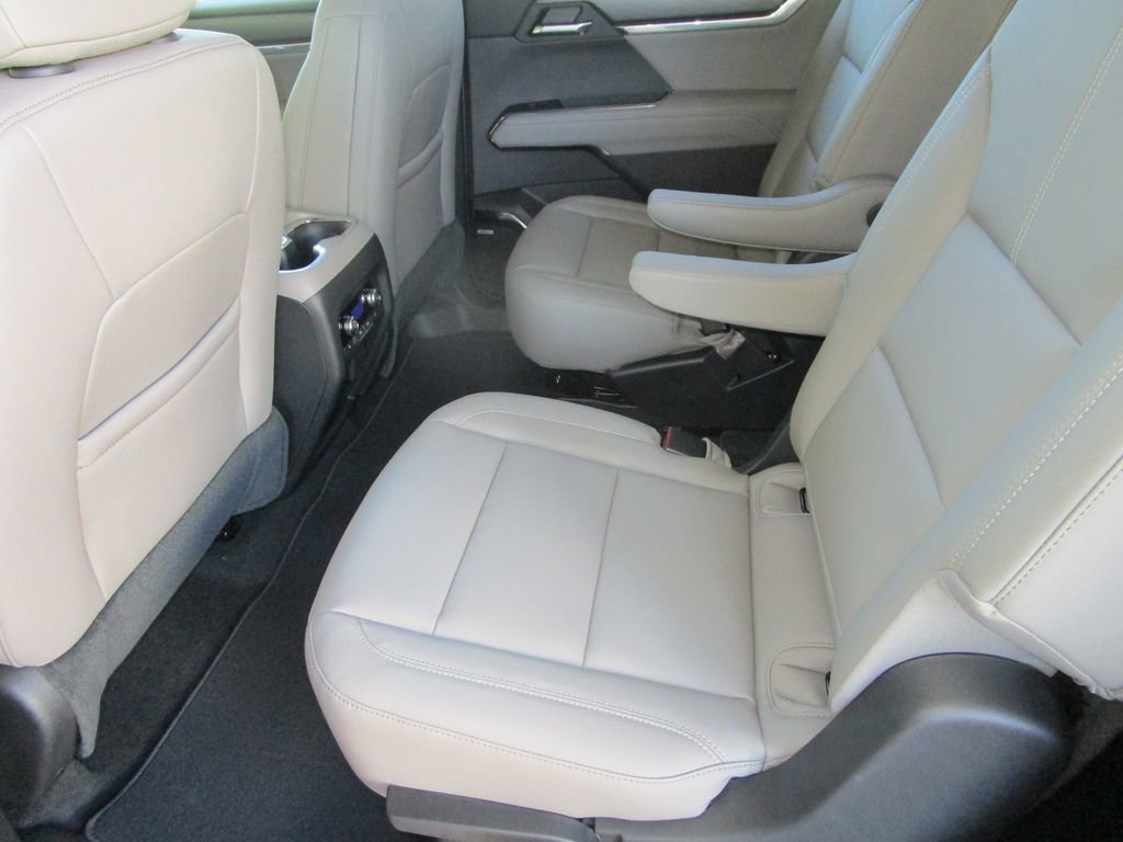 New 2026 GMC Acadia Elevation w/ Elevation Premium Package image 19