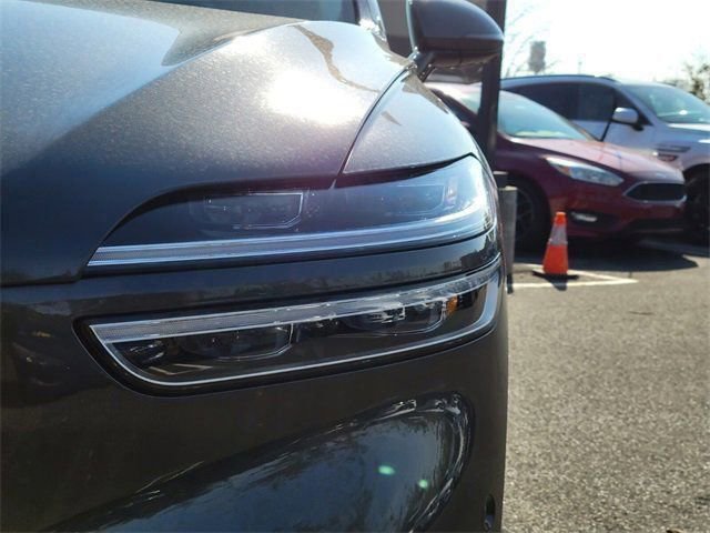 Used 2025 Genesis Electrified GV70 Advanced w/ Prestige Package image 11