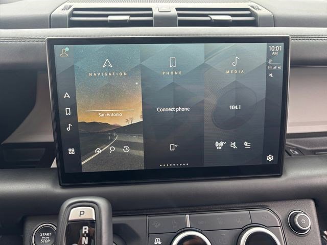 Certified 2025 Land Rover Defender 110 X-Dynamic SE image 13