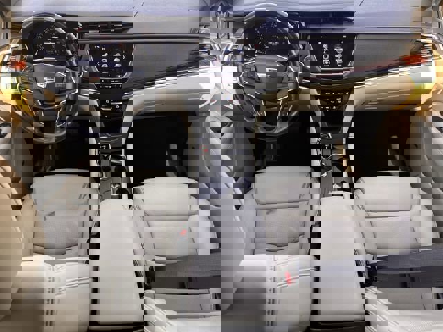 Used 2018 Cadillac XT5 Luxury w/ Driver Awareness Package image 12