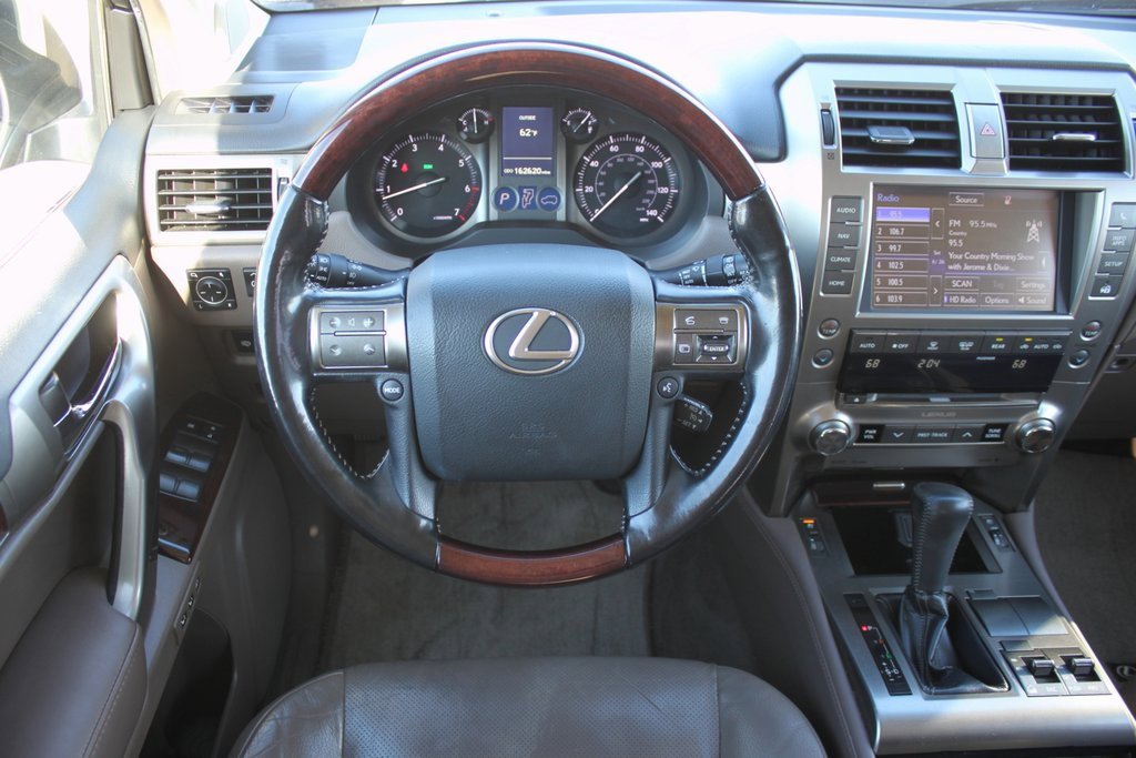 Used 2017 Lexus GX 460 Premium image 11