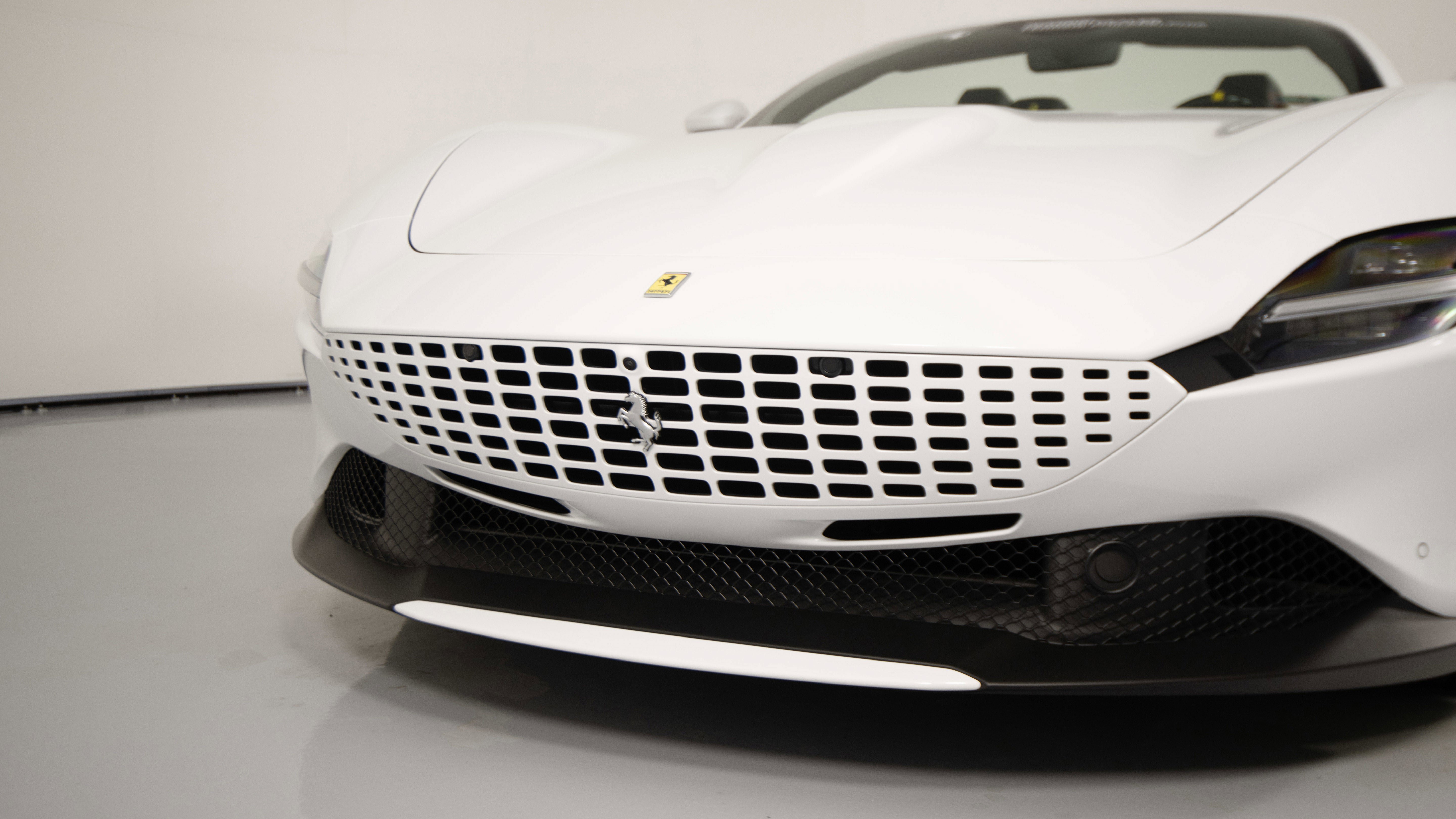 Certified 2026 Ferrari Roma Spider RWD image 10