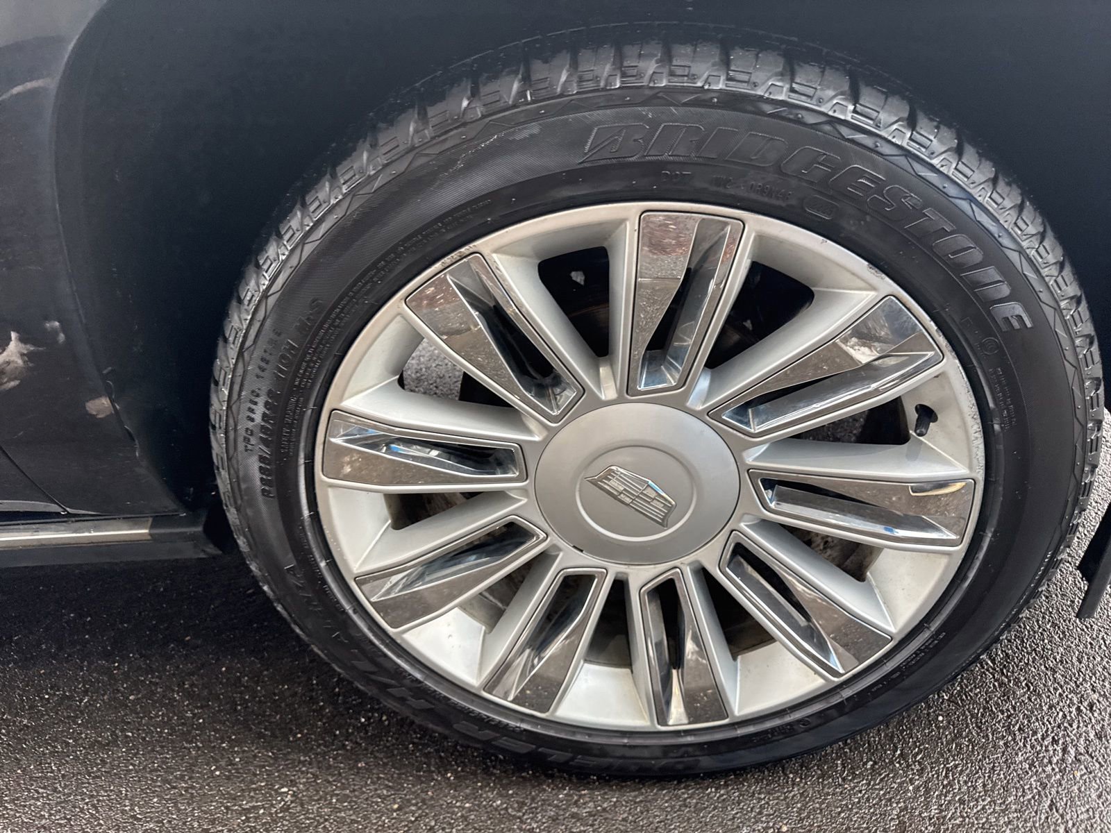 Used 2017 Cadillac Escalade ESV Platinum image 13