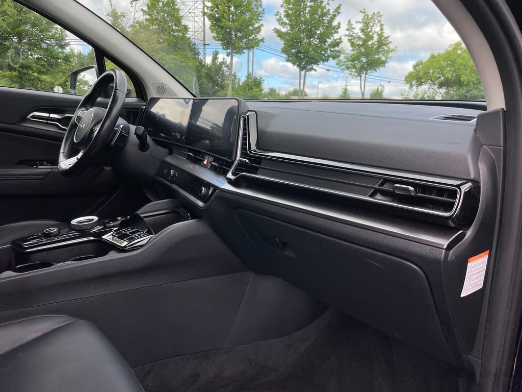 Used 2025 Kia Sportage EX AWD/4WD image 34