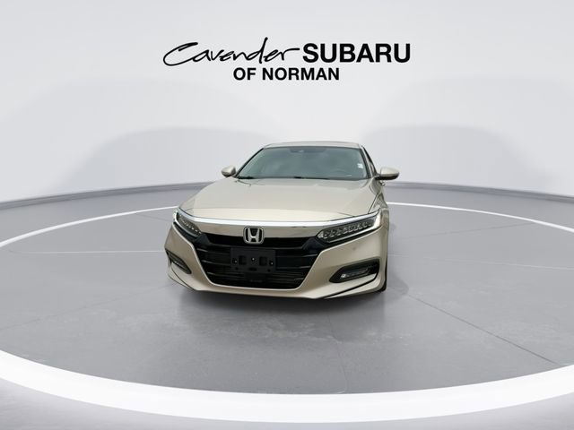 Used 2018 Honda Accord Touring image 4