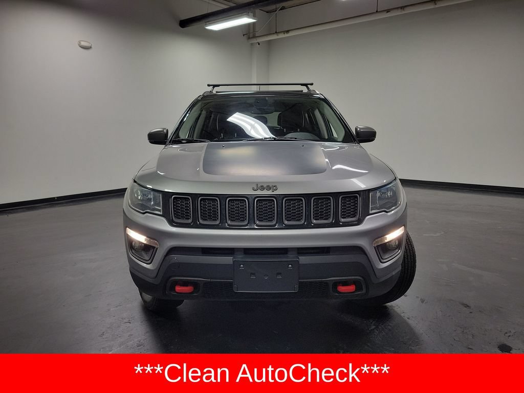 Used 2019 Jeep Compass Trailhawk w/ Leather Interior Group AWD/4WD image 2