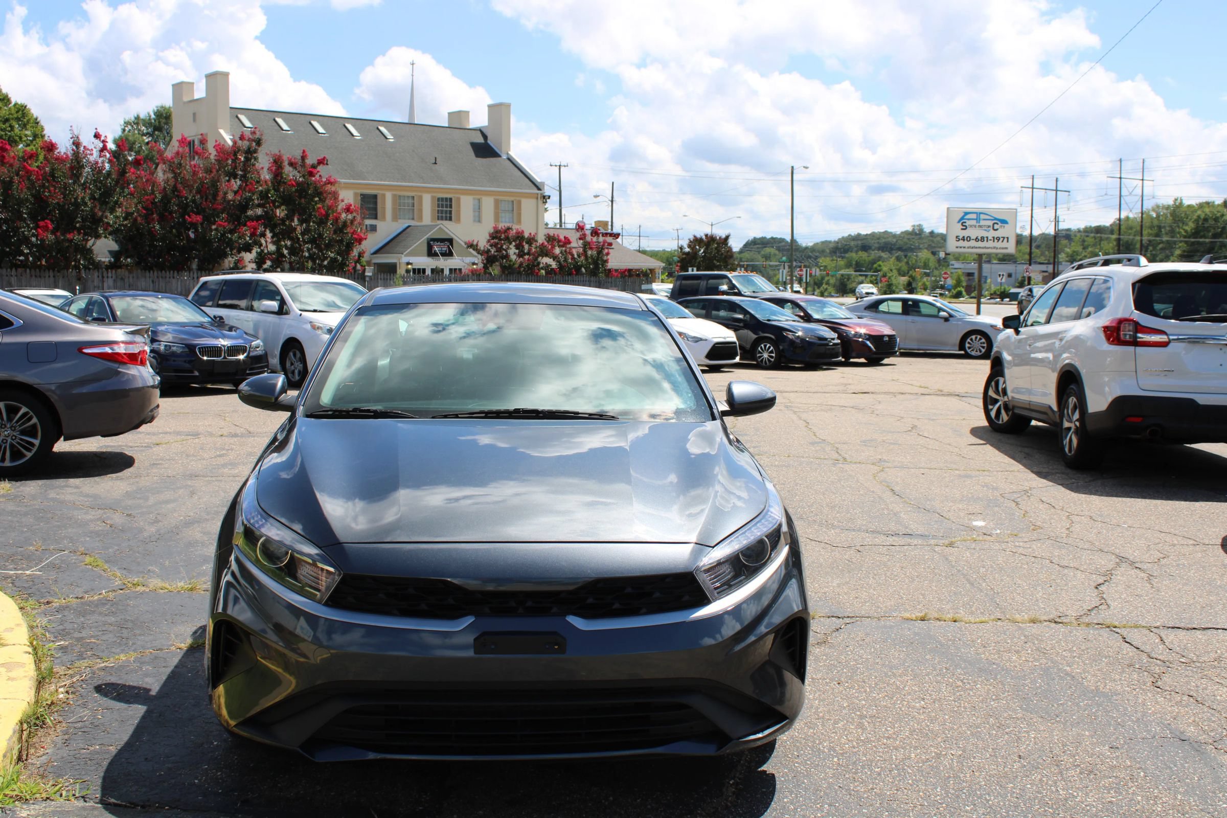 Used 2024 Kia Forte LXS FWD image 8