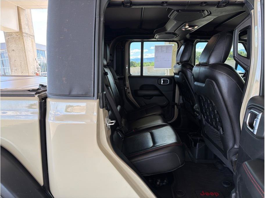 Used 2022 Jeep Gladiator Rubicon w/ Cold Weather Group AWD/4WD image 13