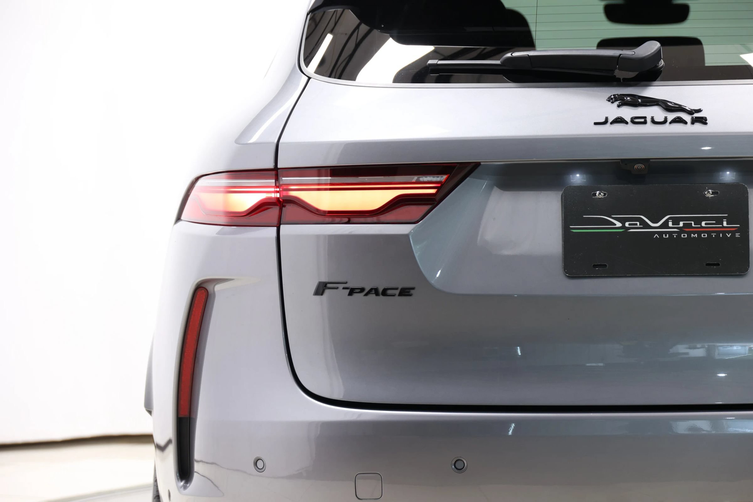 Used 2022 Jaguar F-PACE SVR AWD/4WD image 60