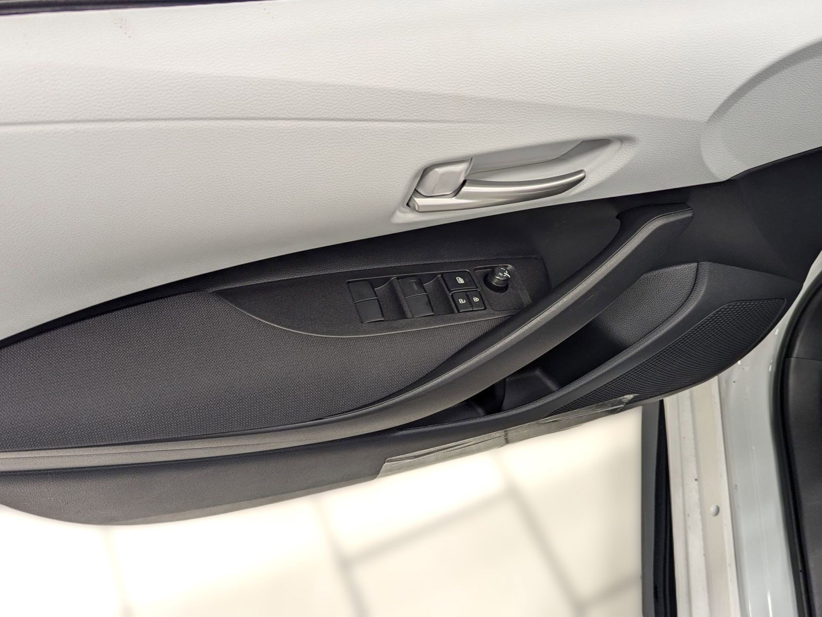 New 2026 Toyota Corolla SE image 10