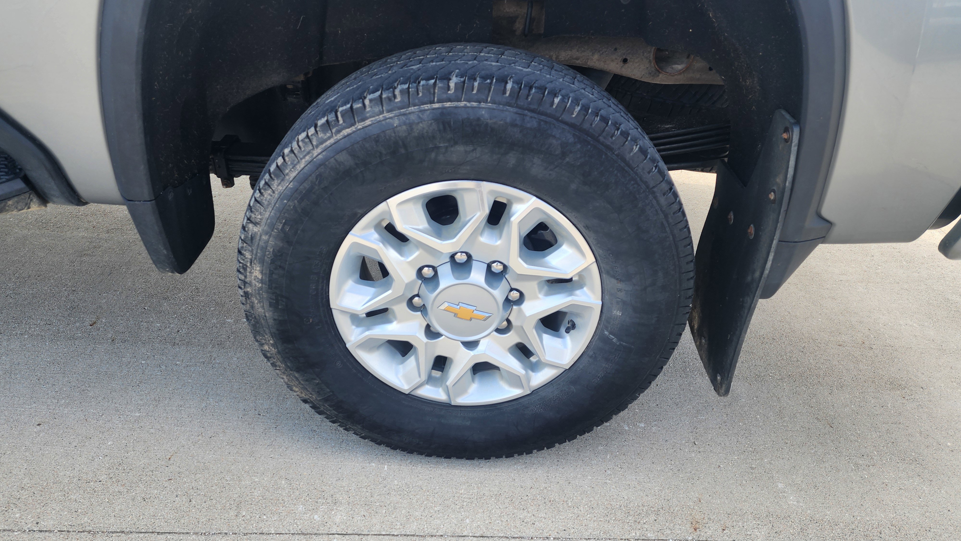 Used 2025 Chevrolet Silverado 2500 LTZ AWD/4WD image 10
