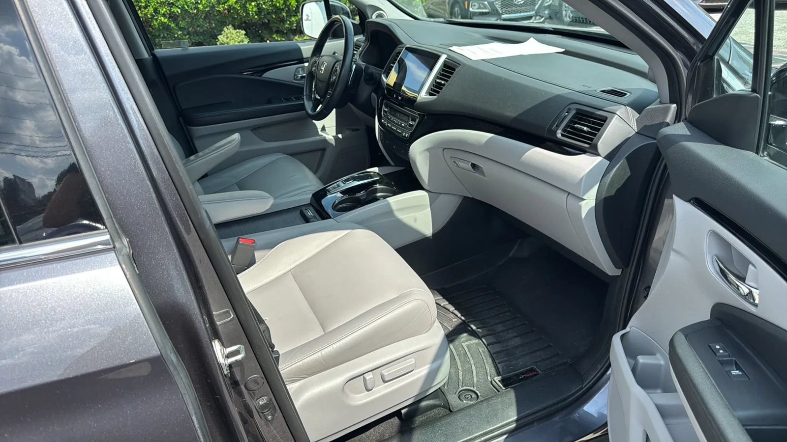 Used 2017 Honda Pilot Touring image 20
