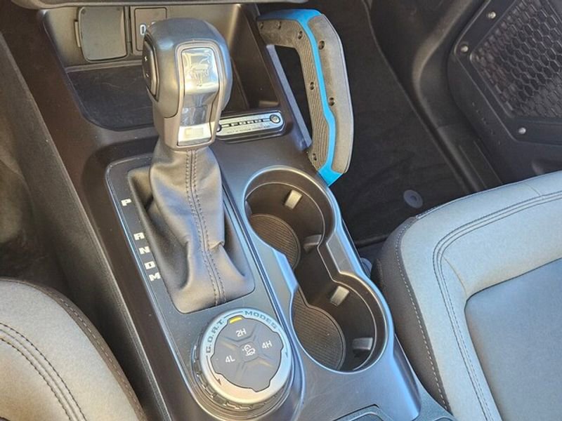 Used 2024 Ford Bronco Black Diamond image 25