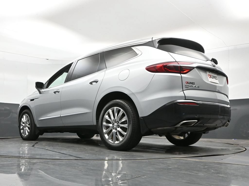 Used 2021 Buick Enclave Premium w/ Sun and Sites Package AWD/4WD image 45