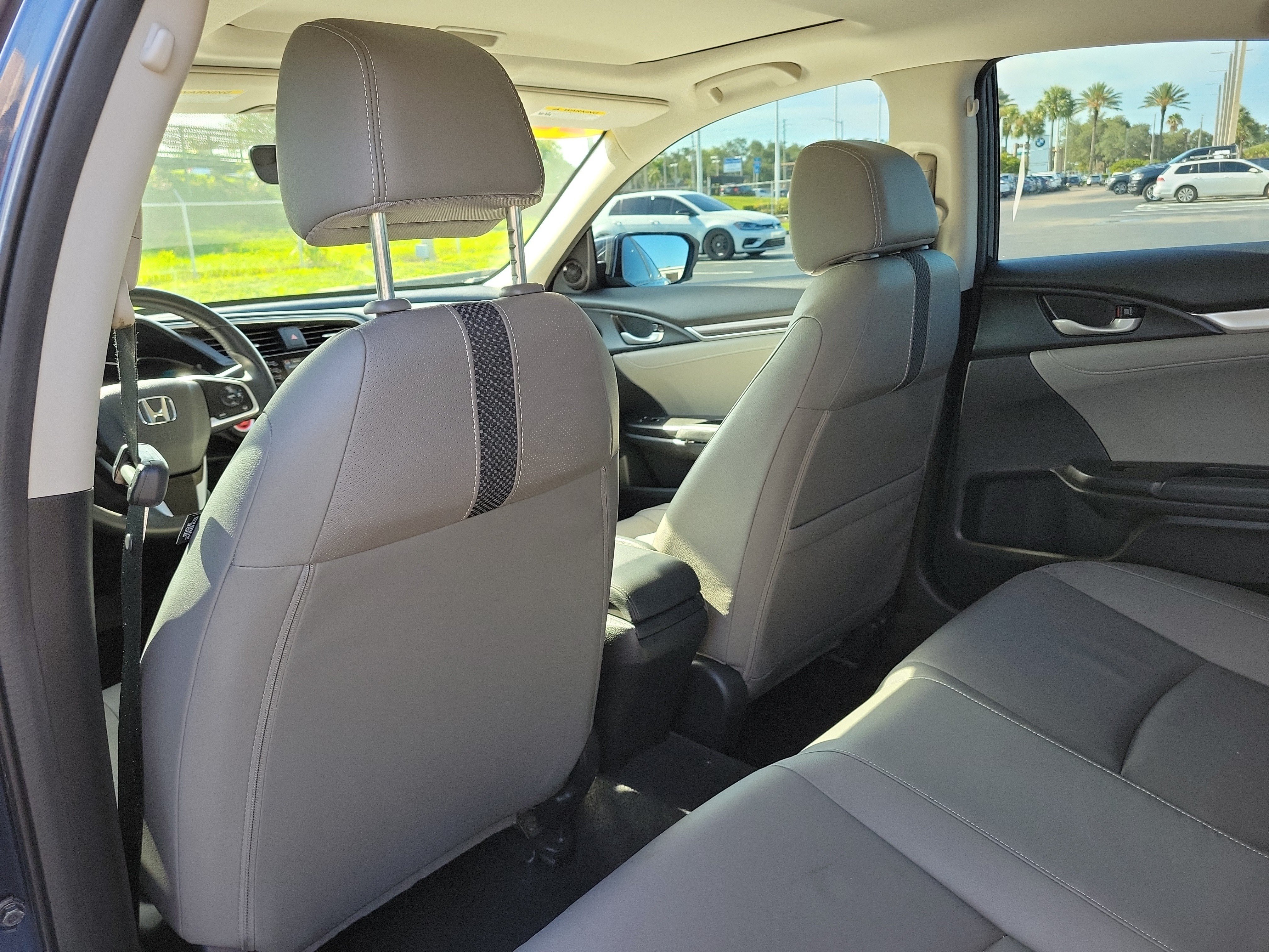 Used 2019 Honda Civic EX-L image 10