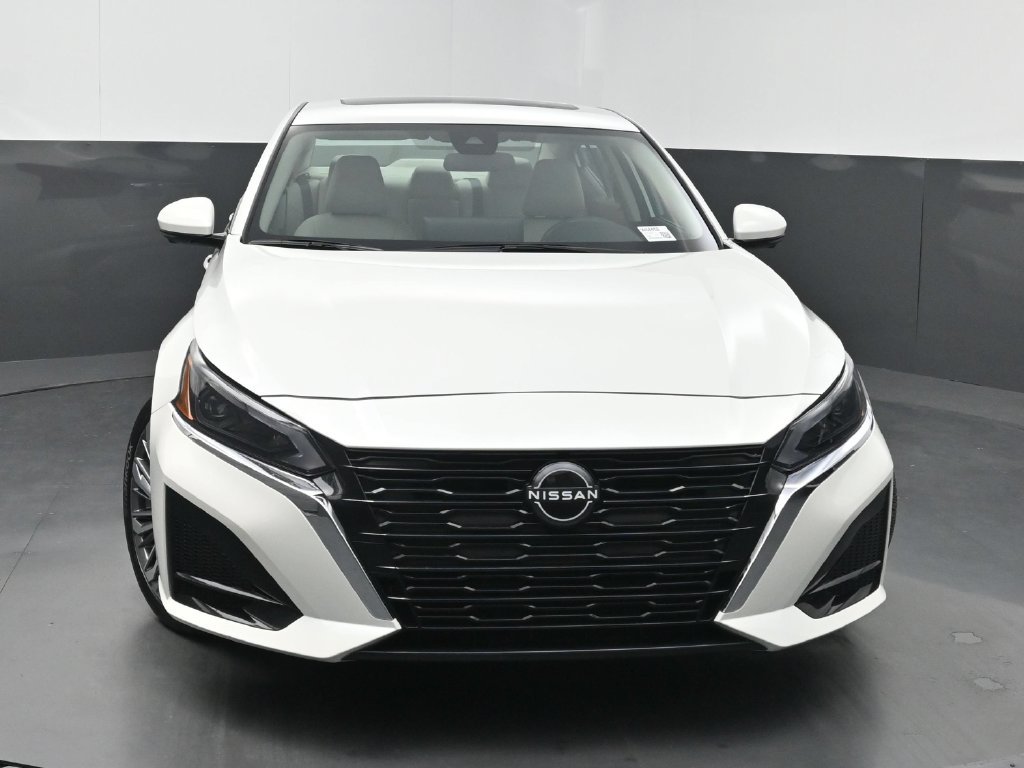 Used 2024 Nissan Altima 2.5 SL FWD image 40
