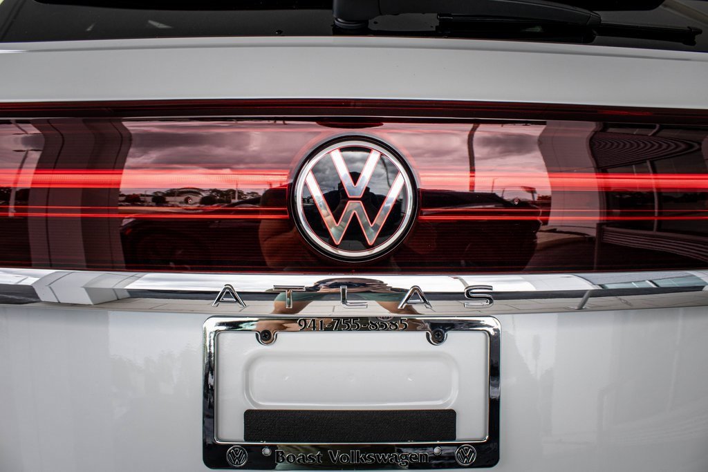 New 2026 Volkswagen Atlas Cross Sport SE image 15