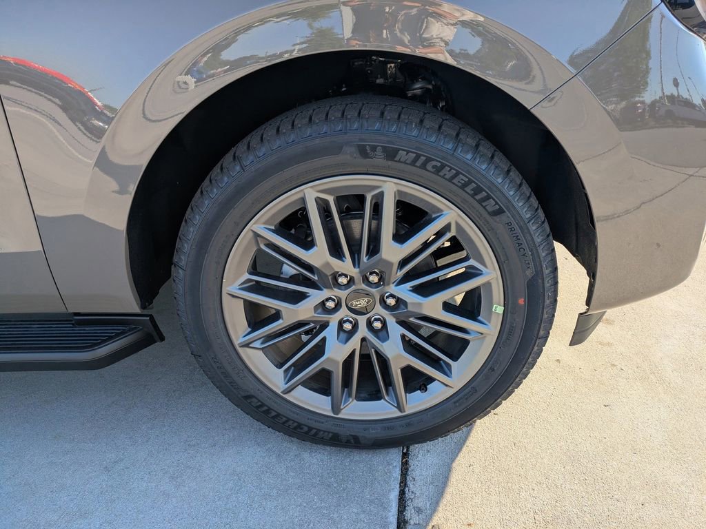 New 2026 Ford Expedition Platinum AWD/4WD image 10