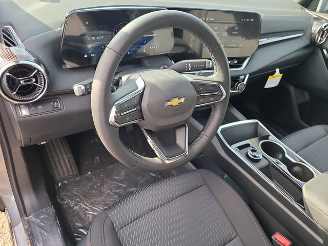 New 2026 Chevrolet Equinox LT w/ Safety and Technology Package image 17