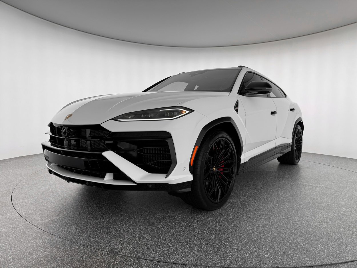 New 2025 Lamborghini Urus SE
