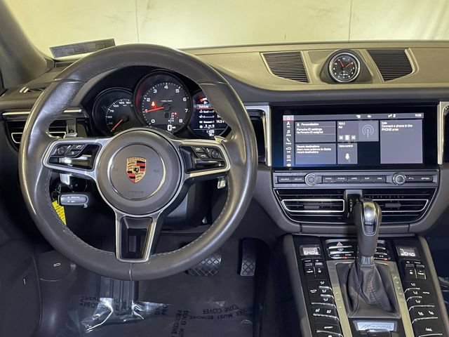 Used 2020 Porsche Macan AWD/4WD image 25