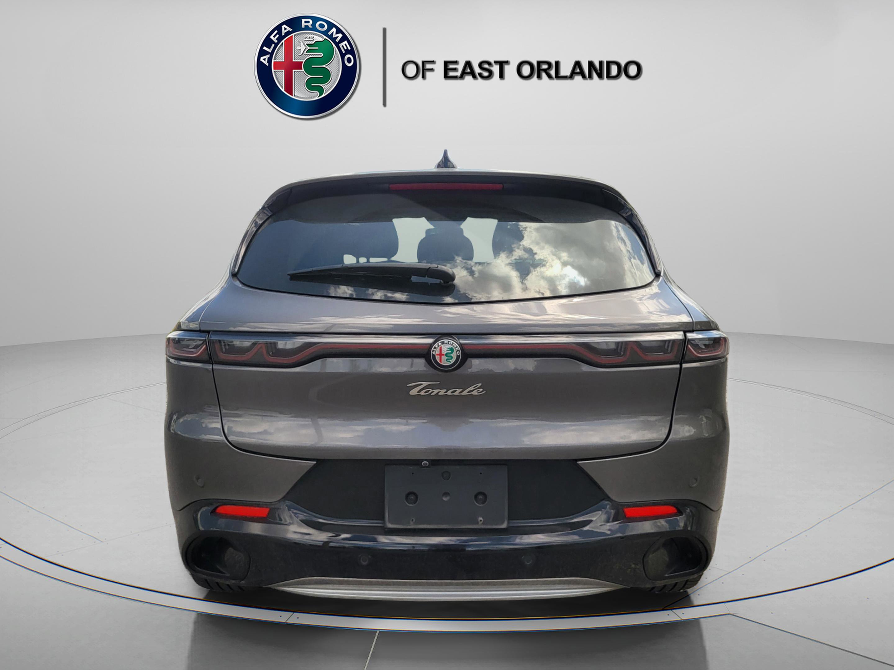 Used 2024 Alfa Romeo Tonale Ti AWD/4WD image 5