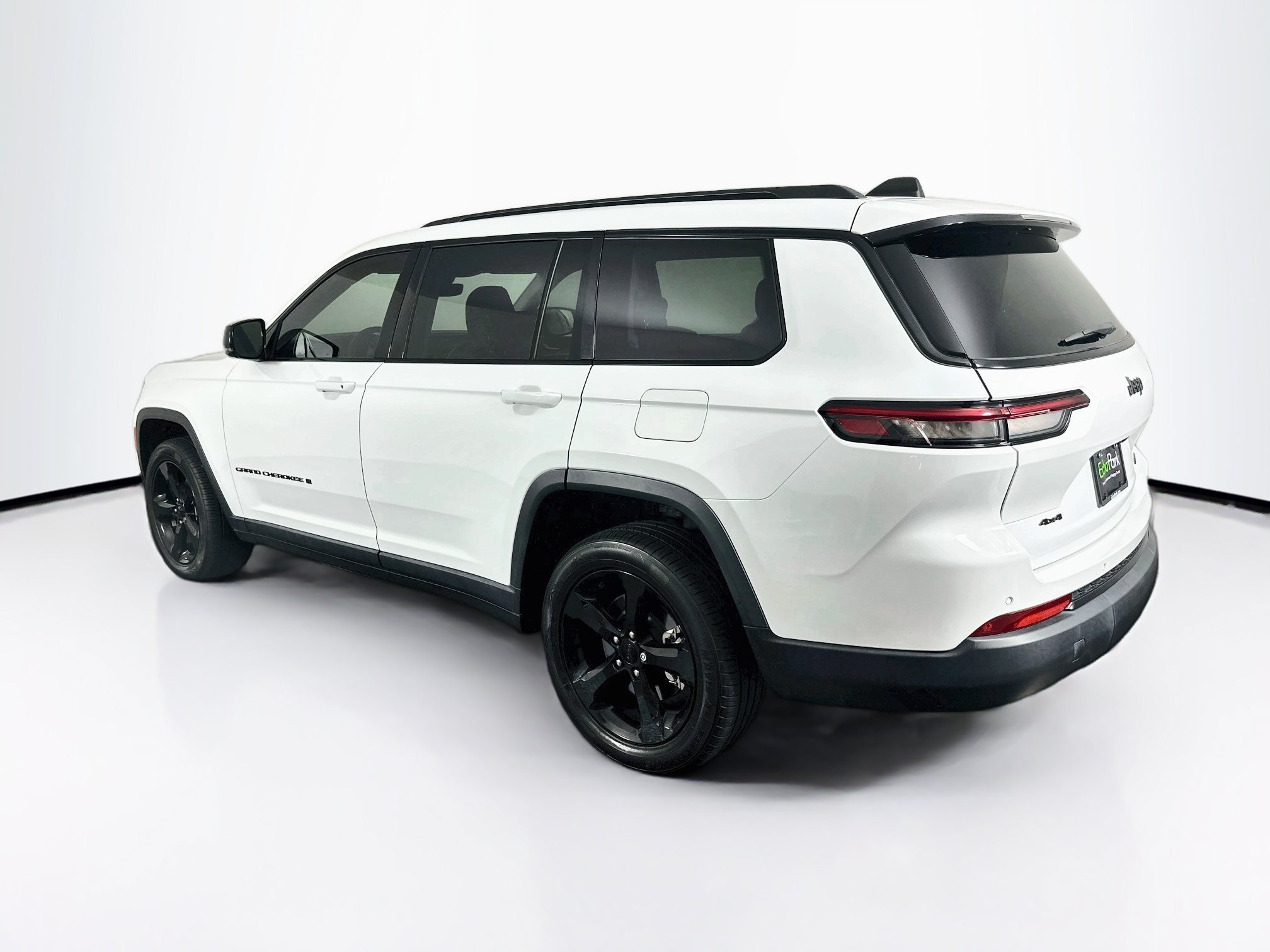 Used 2023 Jeep Grand Cherokee L Limited w/ Luxury Tech Group II AWD/4WD image 5