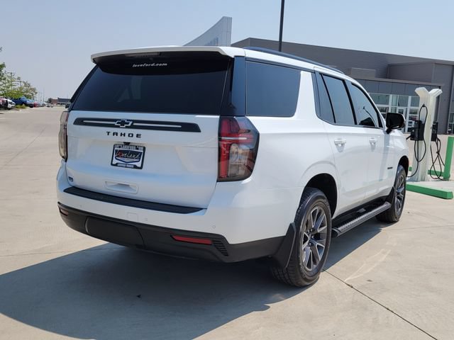 Used 2023 Chevrolet Tahoe Z71 w/ Luxury Package AWD/4WD image 3