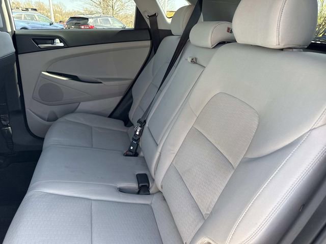 Used 2020 Hyundai Tucson SEL w/ Cargo Package image 15