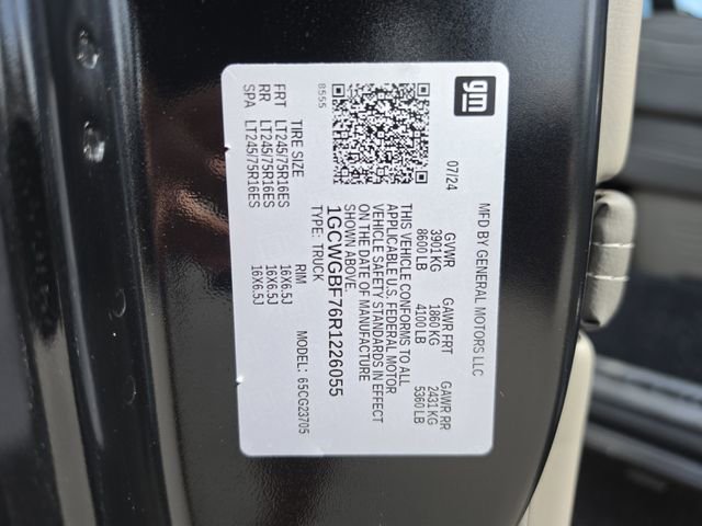 New 2024 Chevrolet Express 2500 Extended image 37