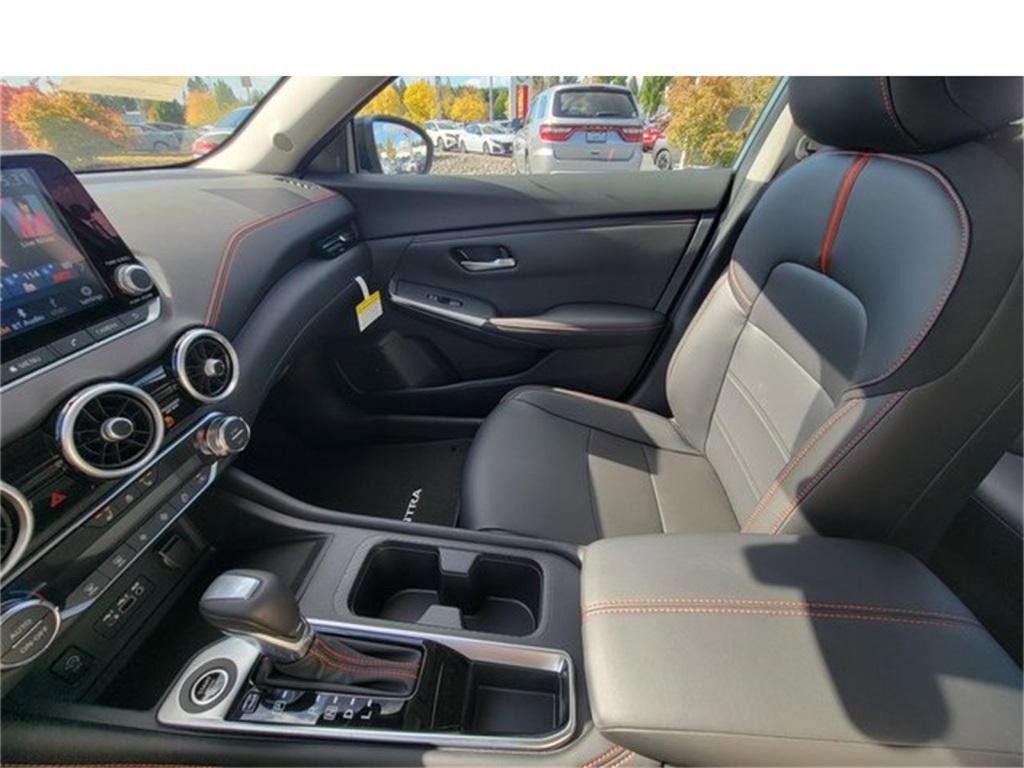 New 2025 Nissan Sentra SR w/ SR Premium Package image 27