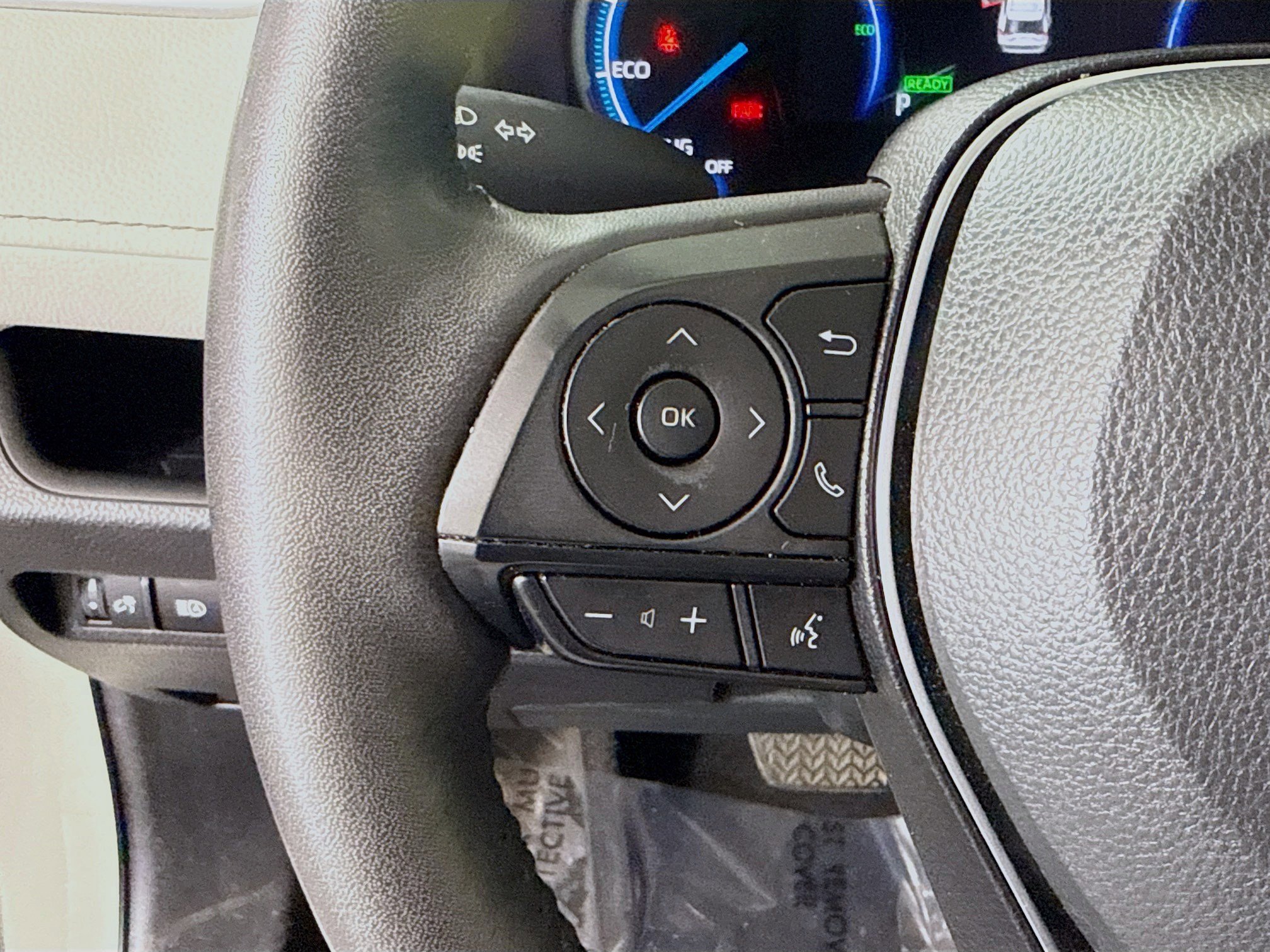 Used 2023 Toyota RAV4 XLE w/ XLE Grade Weather Package AWD/4WD image 14