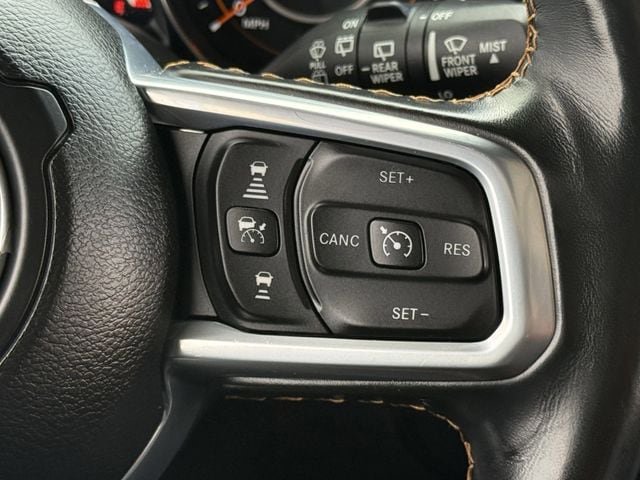 Used 2021 Jeep Wrangler Unlimited Sahara AWD/4WD image 14