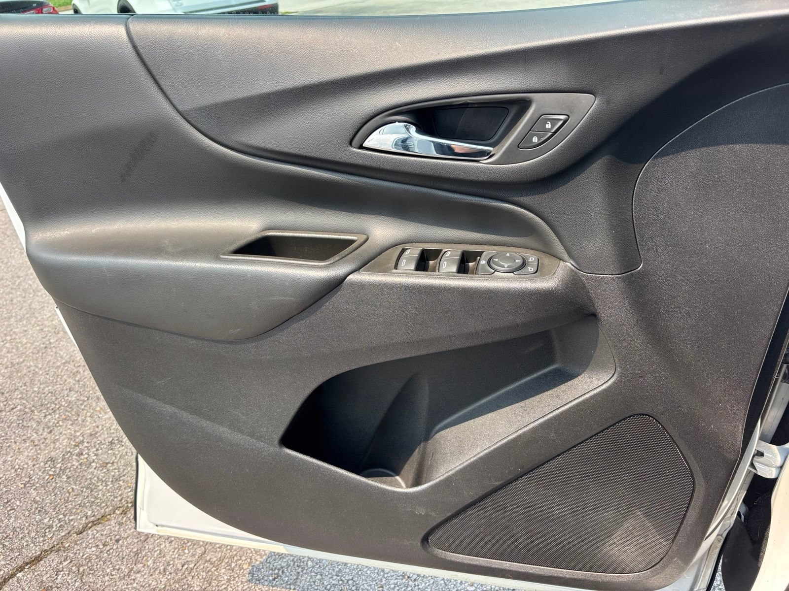 Used 2023 Chevrolet Equinox LT w/ LPO, Floor Liner Package AWD/4WD image 12