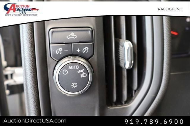 Used 2021 Chevrolet Silverado 1500 Custom image 18