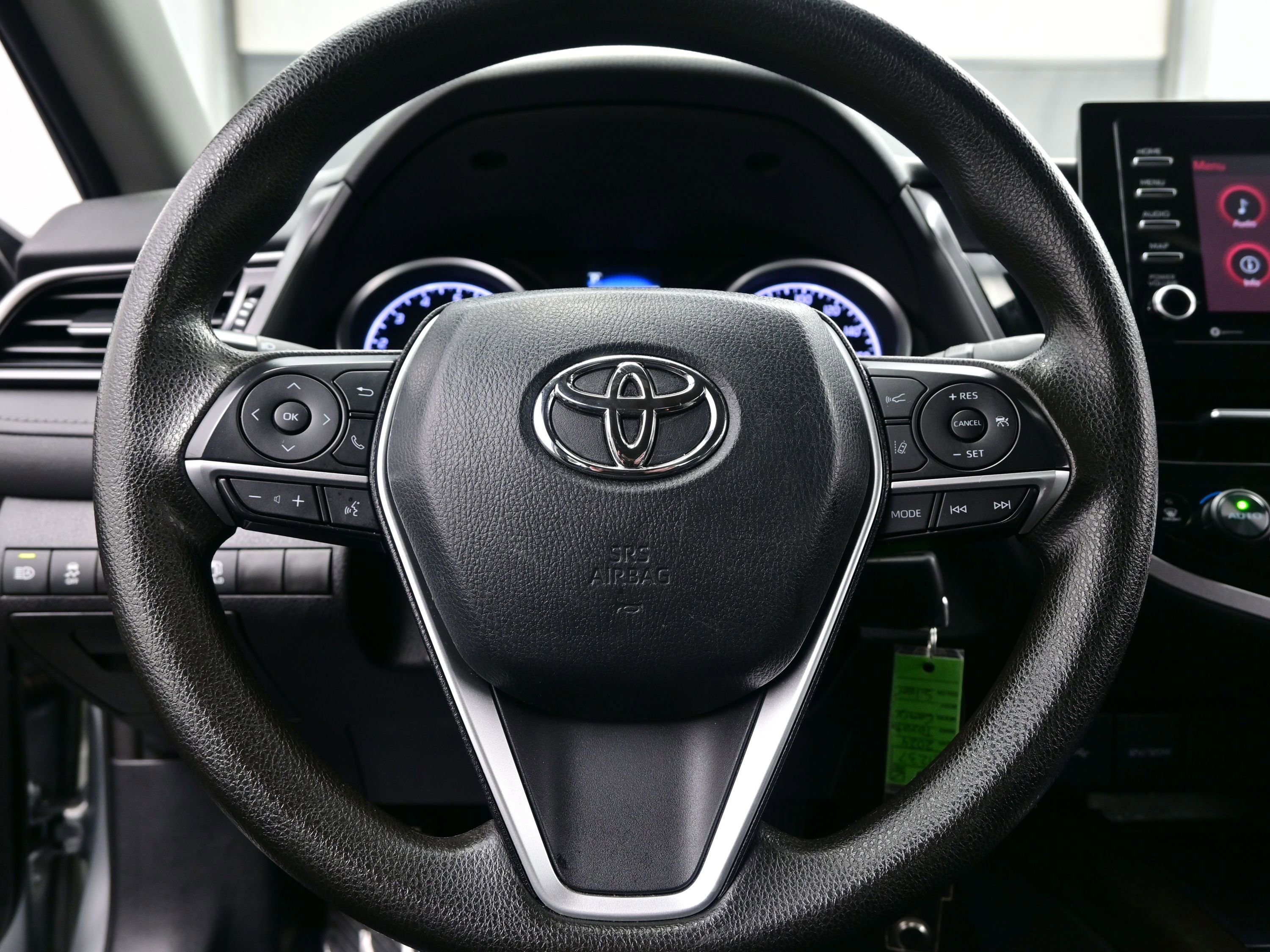 Used 2024 Toyota Camry LE image 22