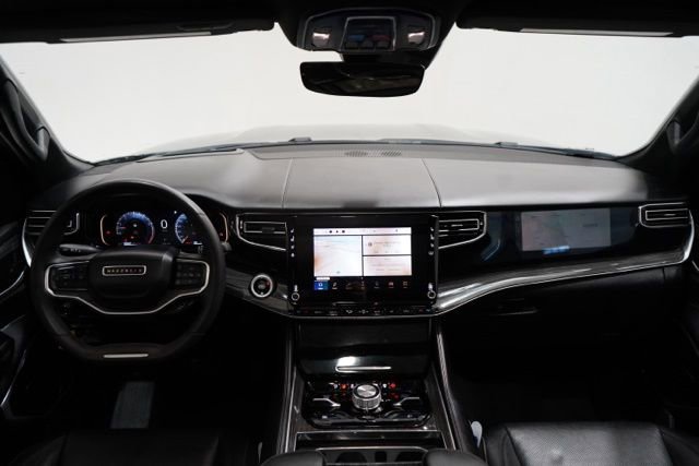 Used 2022 Jeep Wagoneer Series III w/ Premium Group I image 14