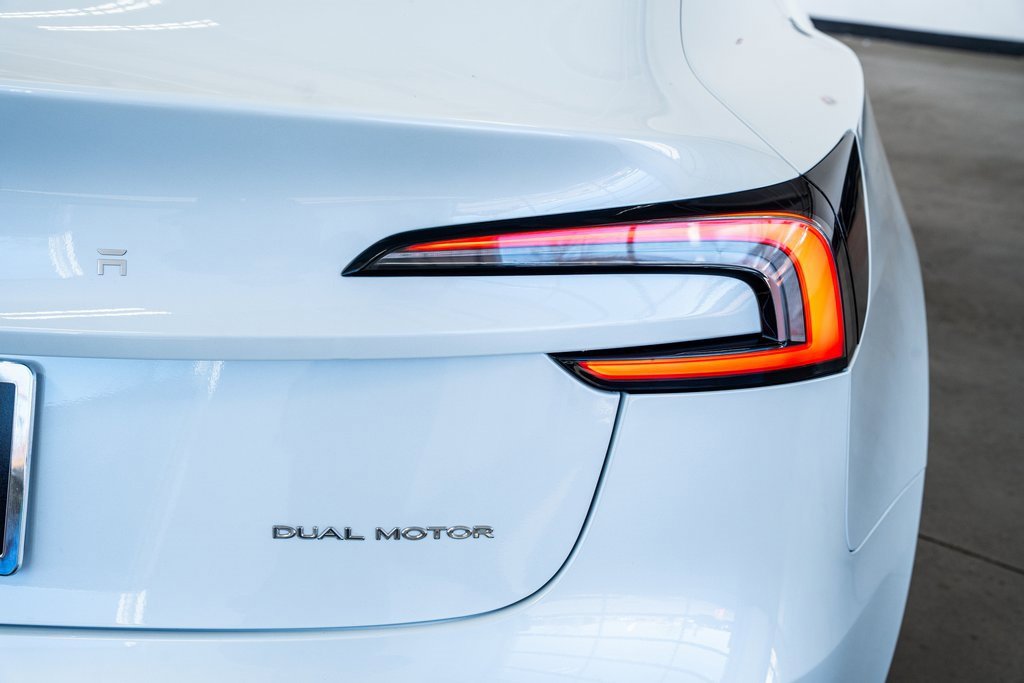 Used 2025 Tesla Model 3 Long Range image 26