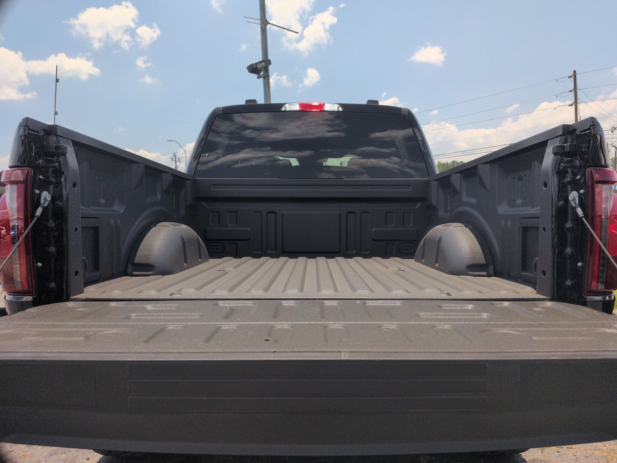 Used 2026 Ford F150 STX w/ F-150 LOBO Package AWD/4WD image 31