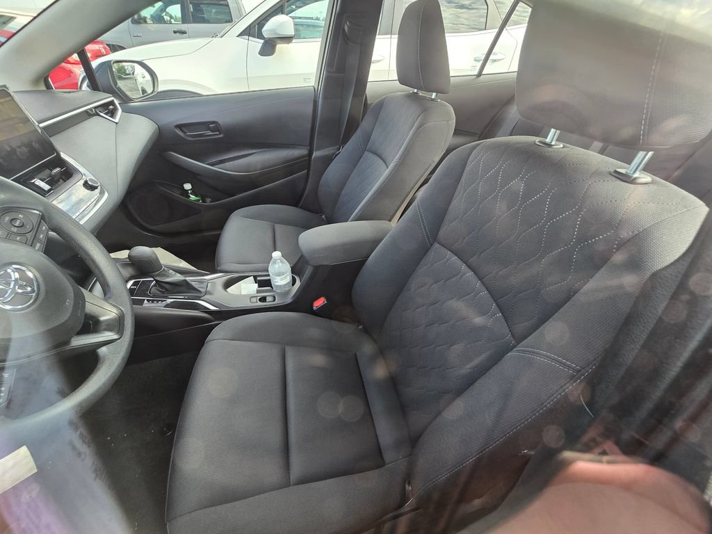 Certified 2025 Toyota Corolla LE FWD image 19