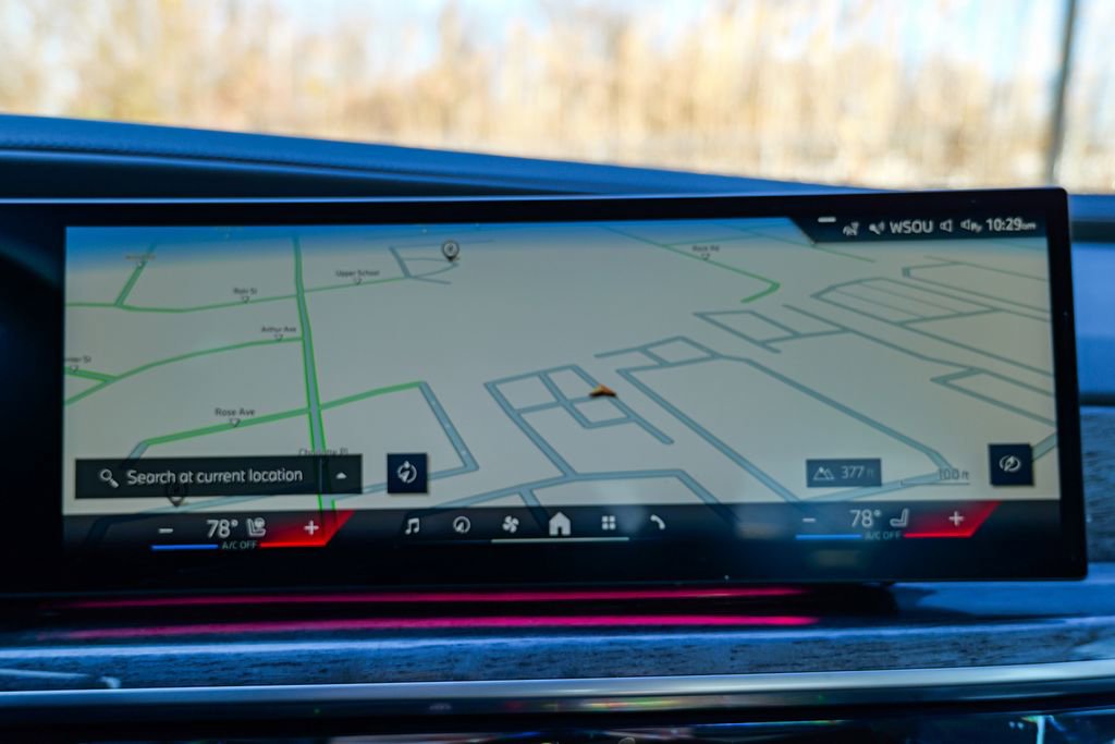 Used 2023 BMW 740i w/ Parking Assistance Package image 62