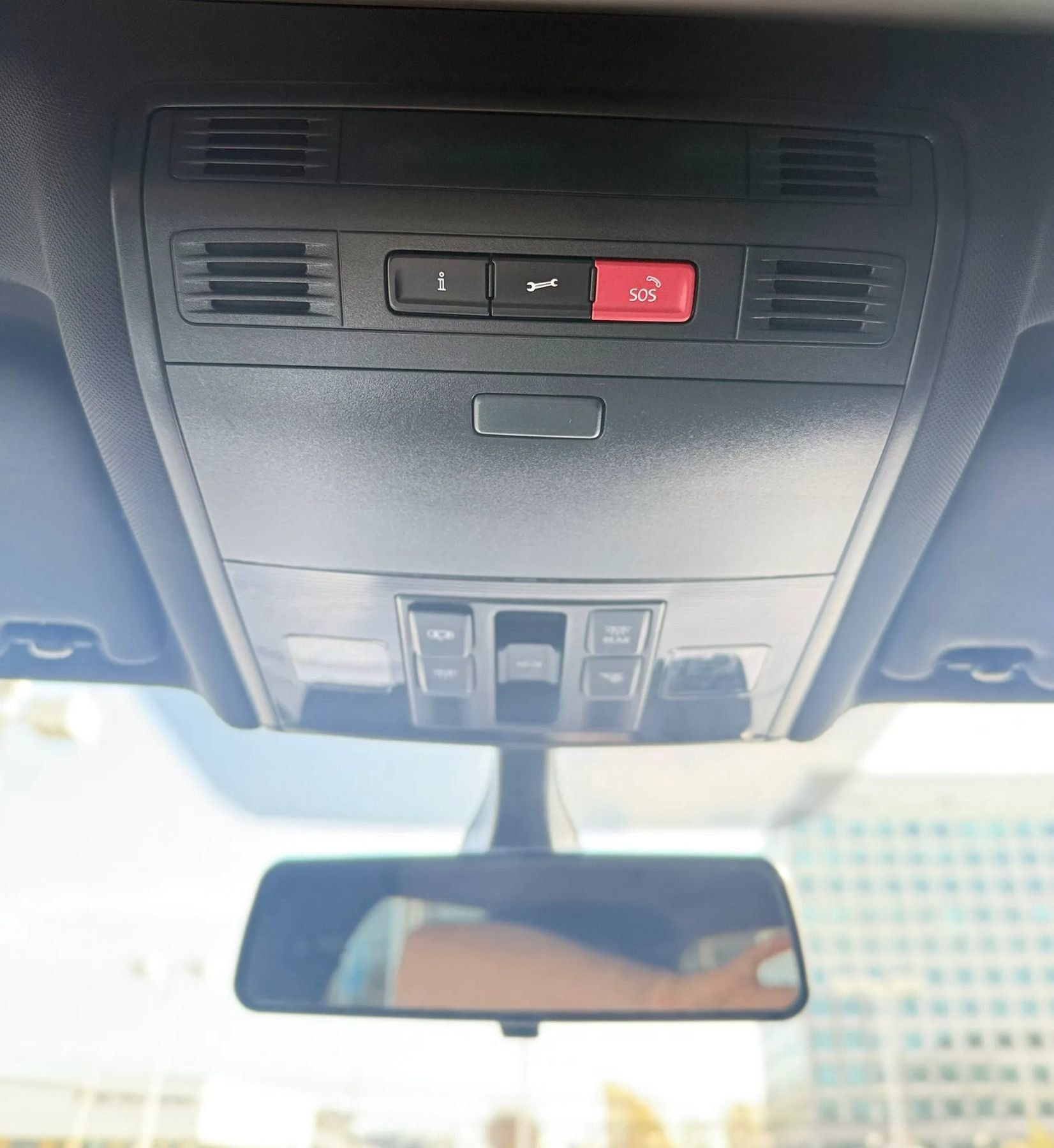 Used 2015 Volkswagen GTI SE image 23