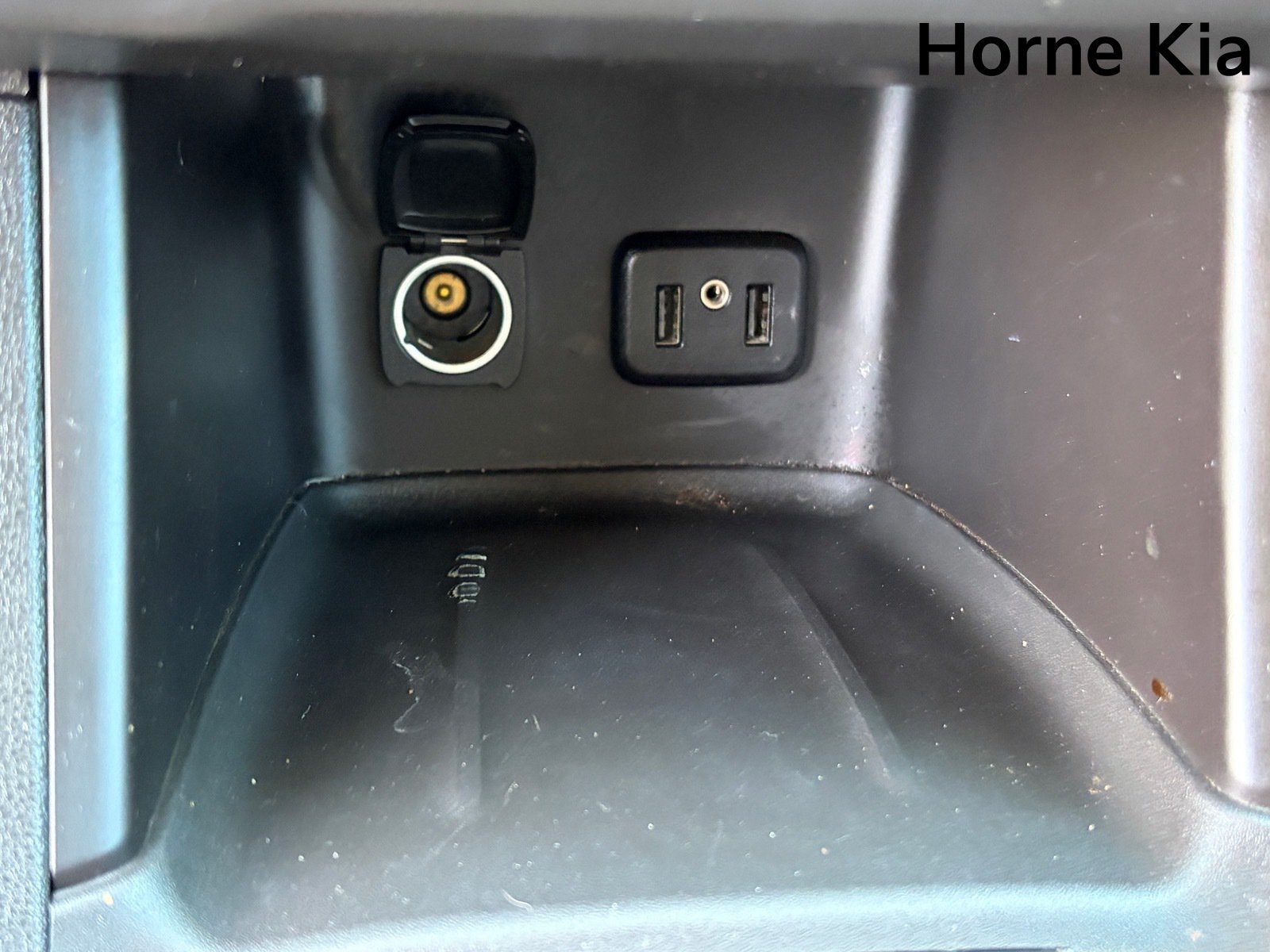 Used 2018 GMC Acadia SLE FWD image 26