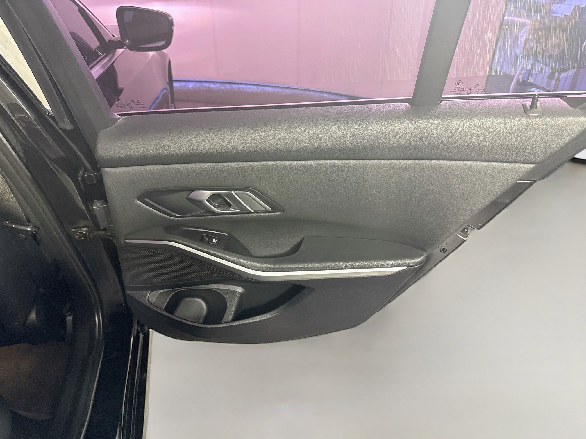 Used 2019 BMW 330i Sedan w/ Convenience Package RWD image 28