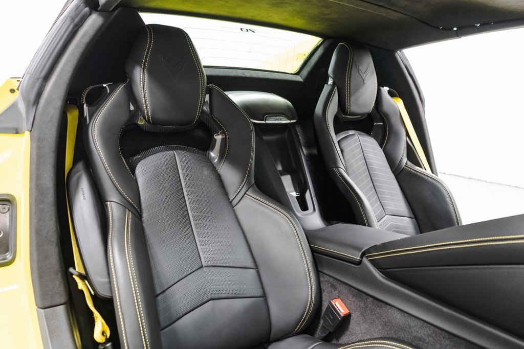 Used 2023 Chevrolet Corvette Stingray Premium Conv w/ 3LT image 36