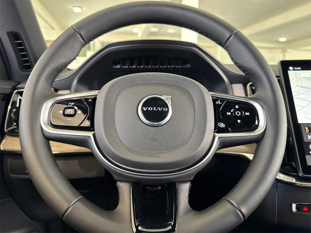 New 2026 Volvo XC90 T8 Plus image 24