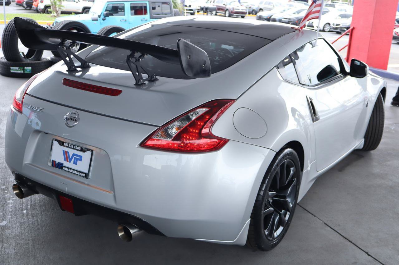 Used 2019 Nissan 370Z Coupe RWD image 5