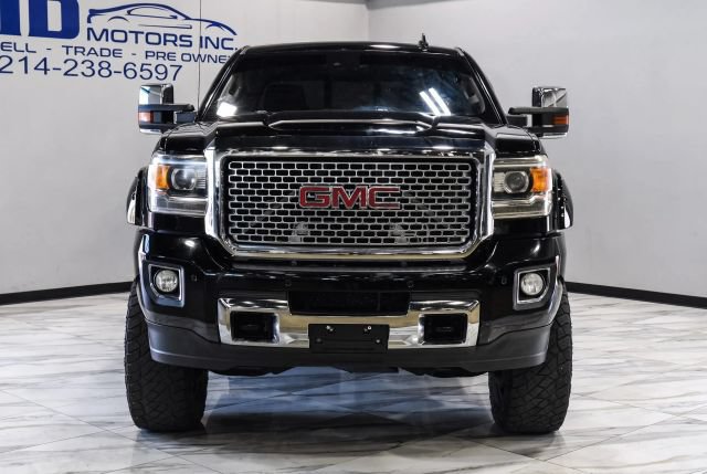 Used 2015 GMC Sierra 2500 Denali w/ Duramax Plus Package AWD/4WD image 9