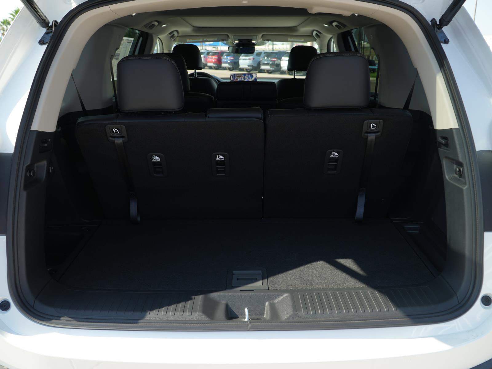 New 2025 Honda Pilot Touring image 8