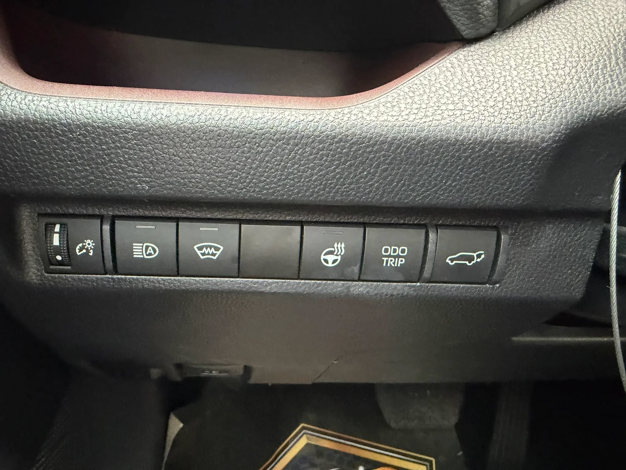 Used 2024 Toyota RAV4 Limited w/ Weather Package AWD/4WD image 17